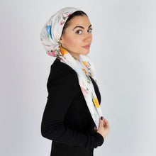 Load image into Gallery viewer, Petite Postage Scarf (Square Scarf + Pretied)